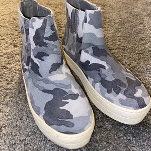 Camo platform shoes